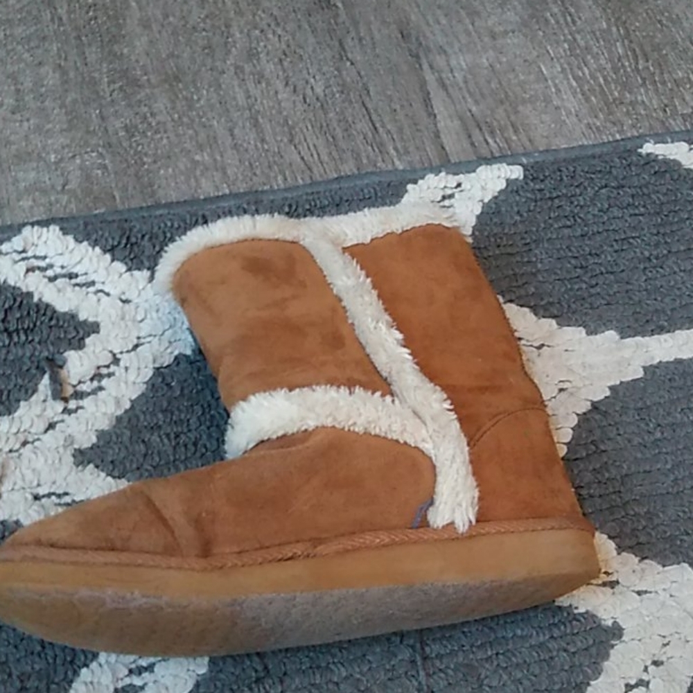 Boots!